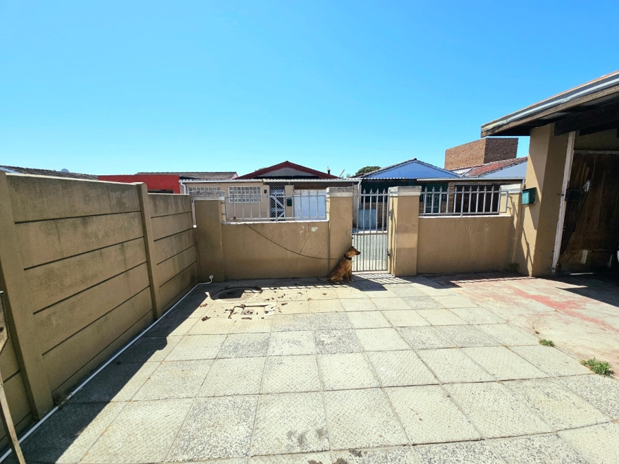3 Bedroom Property for Sale in Portlands Western Cape